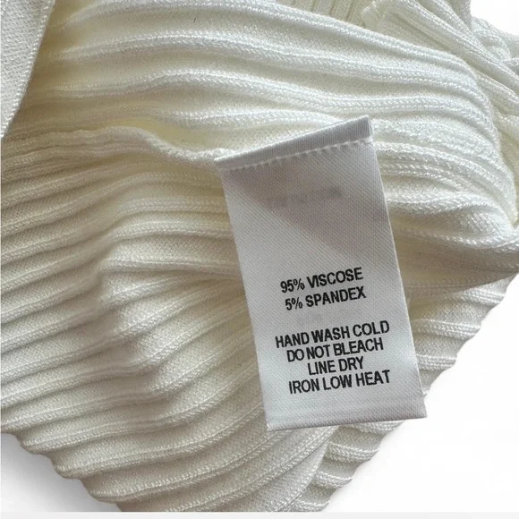 One-Shoulder White Ribbed Top - Picture 5 of 5